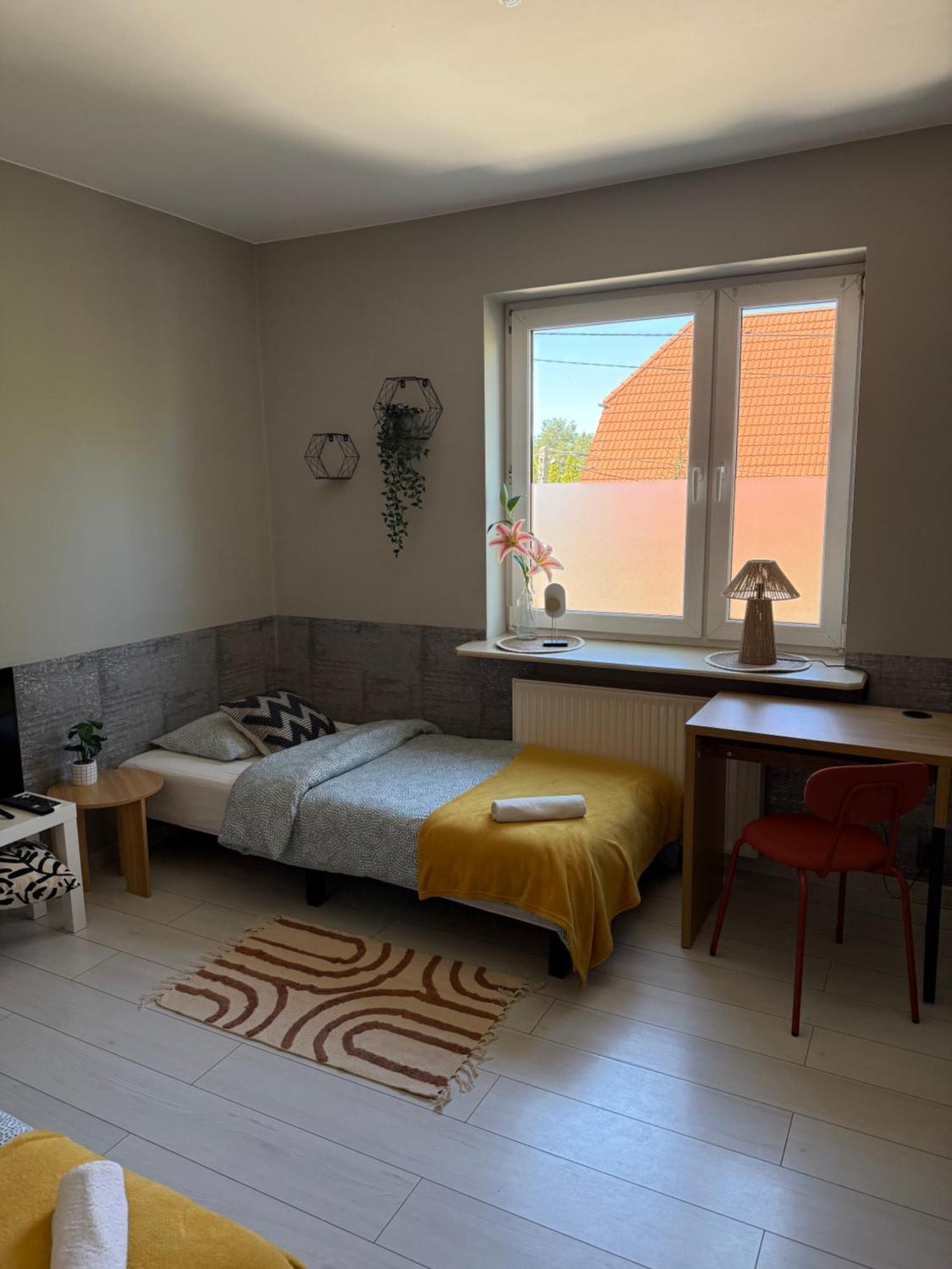 Szumi Las Bed & Breakfast Józefów Eksteriør bilde